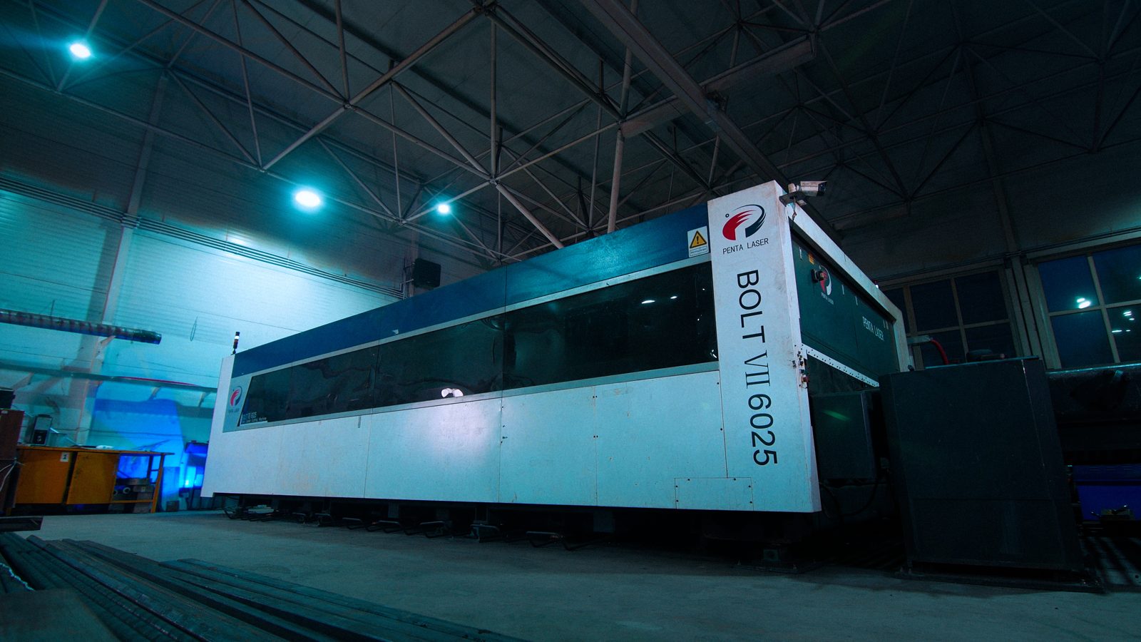 Оптоволоконный лазер PENTA LASER (группа El.En) в цехе ФСЛ